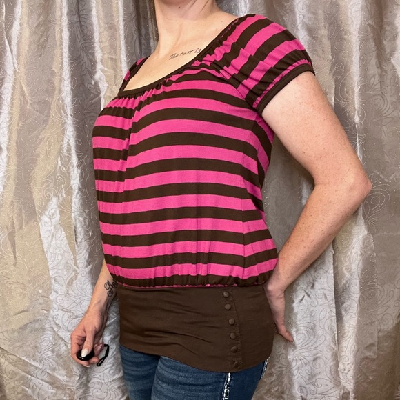 Pink and brown blouse - Picture 3 of 4